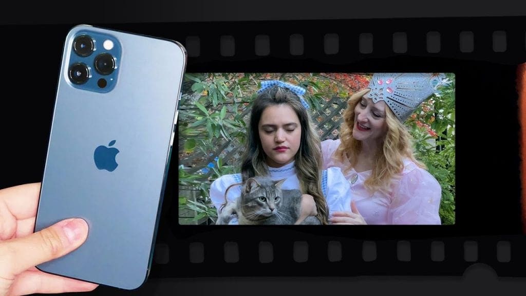 iPhone 12 Pro: Recreating a famous movie scene iPhone 12 Pro: Recreating a famous movie scene